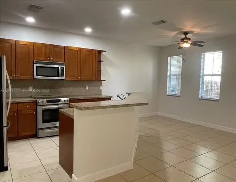 10721 NW 74th Terrace Doral FL 33178