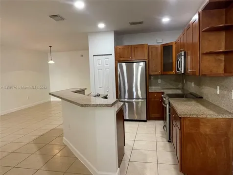 10721 NW 74th Terrace Doral FL 33178