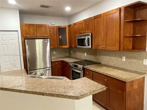 10721 NW 74th Terrace Doral FL 33178