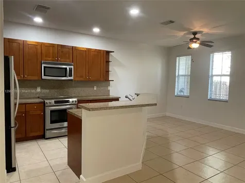 10721 NW 74th Terrace Doral FL 33178