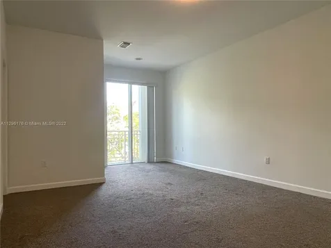 10721 NW 74th Terrace Doral FL 33178