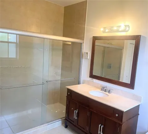 10721 NW 74th Terrace Doral FL 33178