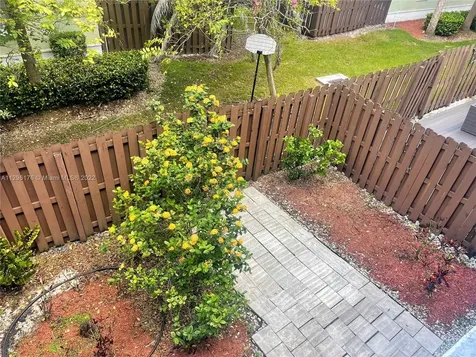 10721 NW 74th Terrace Doral FL 33178