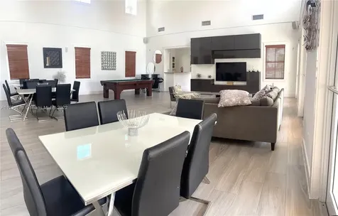 10721 NW 74th Terrace Doral FL 33178
