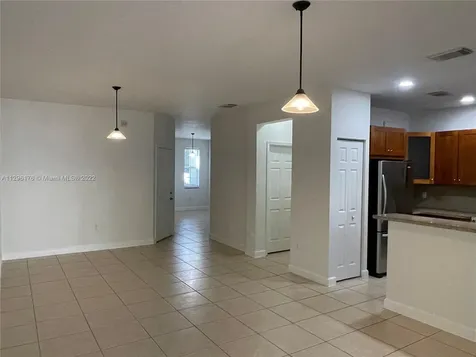 10721 NW 74th Terrace Doral FL 33178