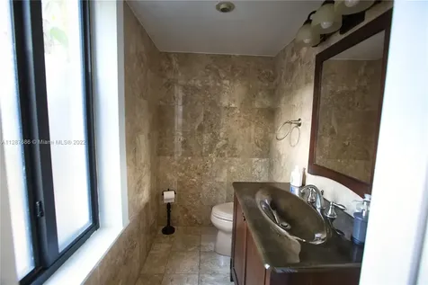 12534 Griffing Boulevard North Miami FL 33161