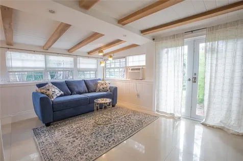 12534 Griffing Boulevard North Miami FL 33161