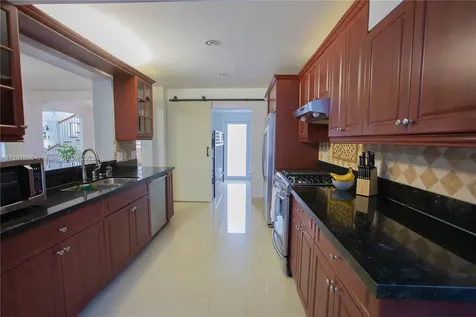 12534 Griffing Boulevard North Miami FL 33161