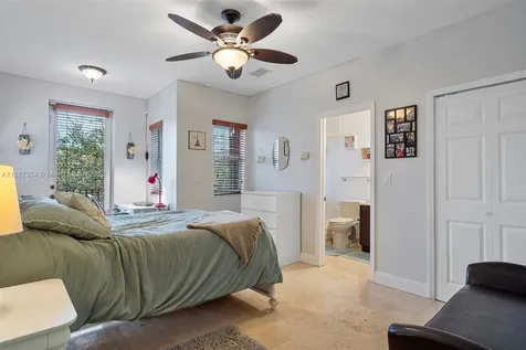 15020 SW 27th Street Miami FL 33185