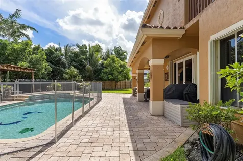 15020 SW 27th Street Miami FL 33185