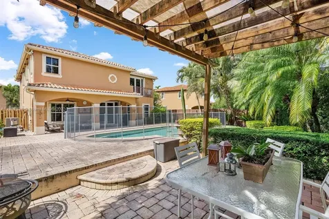 15020 SW 27th Street Miami FL 33185