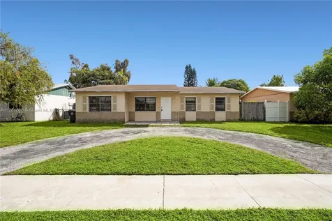 610 SW 77th Avenue North Lauderdale FL 33068