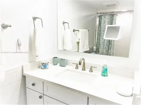 5161 Collins Avenue Miami Beach FL 33140