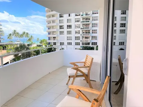 5161 Collins Avenue Miami Beach FL 33140