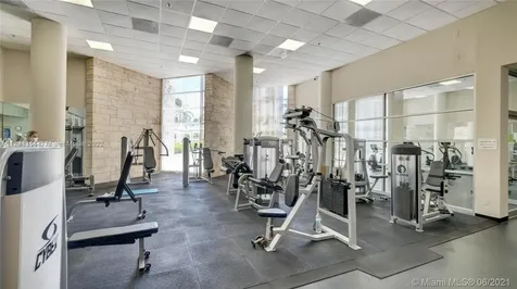 5161 Collins Avenue Miami Beach FL 33140