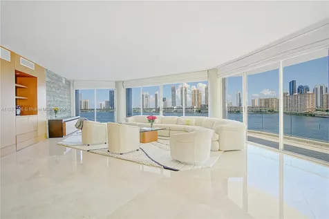 2800 Island Boulevard Aventura FL 33160