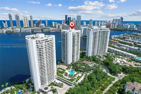 2800 Island Boulevard Aventura FL 33160
