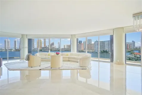 2800 Island Boulevard Aventura FL 33160