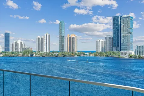 2800 Island Boulevard Aventura FL 33160