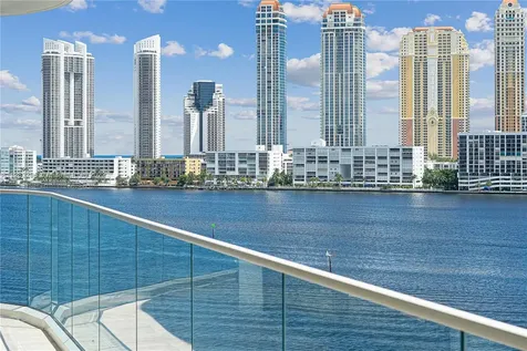 2800 Island Boulevard Aventura FL 33160
