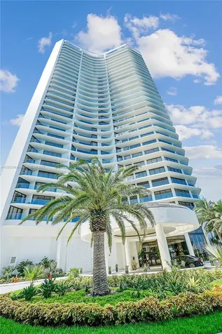 2800 Island Boulevard Aventura FL 33160