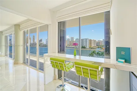 2800 Island Boulevard Aventura FL 33160