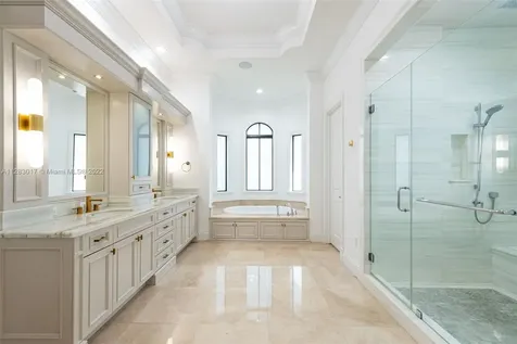 7010 SW 71st Court Miami FL 33143