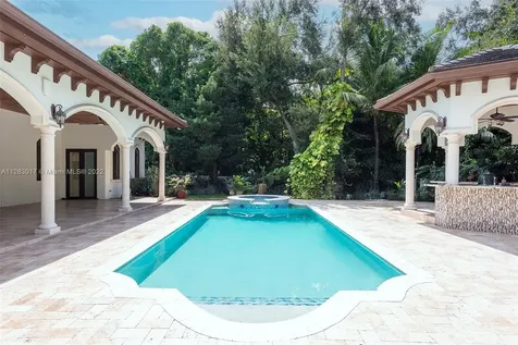 7010 SW 71st Court Miami FL 33143