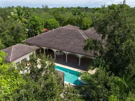 7010 SW 71st Court Miami FL 33143