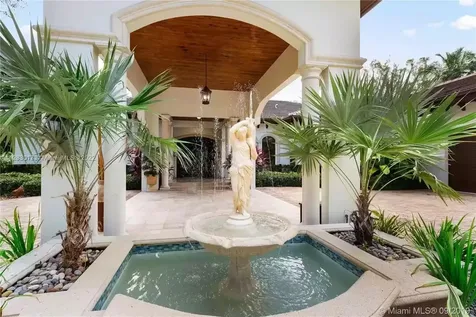 7010 SW 71st Court Miami FL 33143