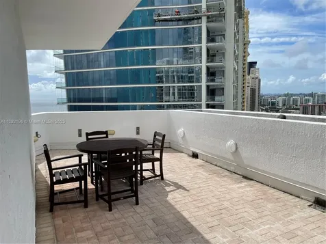 18001 Collins Avenue Sunny Isles Beach FL 33160