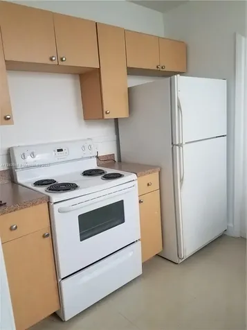 1737 Dewey Street Hollywood FL 33020