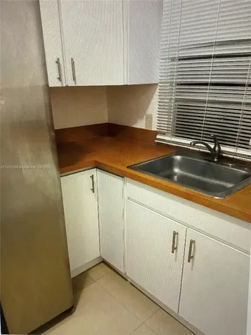 1737 Dewey Street Hollywood FL 33020