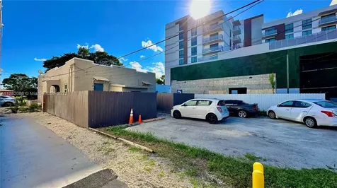1737 Dewey Street Hollywood FL 33020