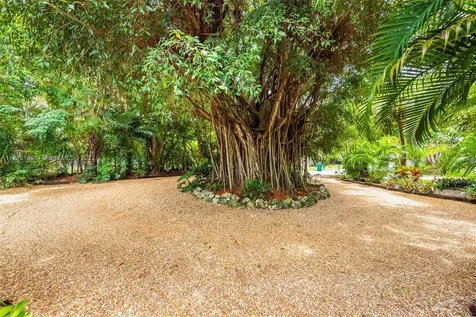 7950 SW 125th Street Pinecrest FL 33156