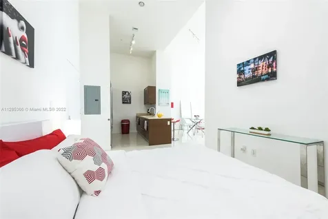 485 Brickell Avenue Miami FL 33131