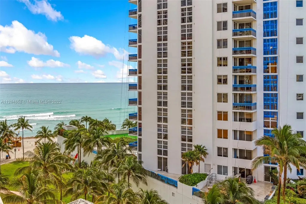 19201 Collins Avenue Sunny Isles Beach FL 33160