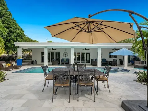 13500 SW 70th Avenue Pinecrest FL 33156