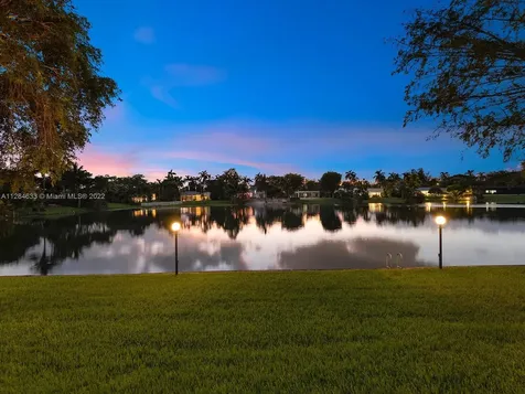 13500 SW 70th Avenue Pinecrest FL 33156
