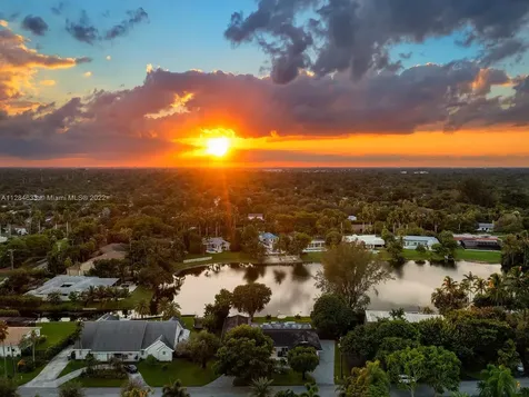 13500 SW 70th Avenue Pinecrest FL 33156
