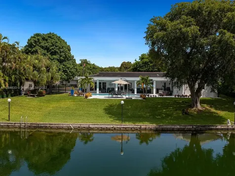 13500 SW 70th Avenue Pinecrest FL 33156