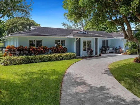 13500 SW 70th Avenue Pinecrest FL 33156