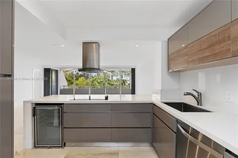 2 Grove Isle Drive Miami FL 33133