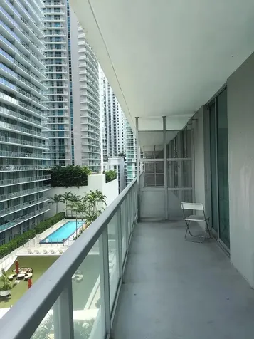 79 SW 12th Street Miami FL 33130
