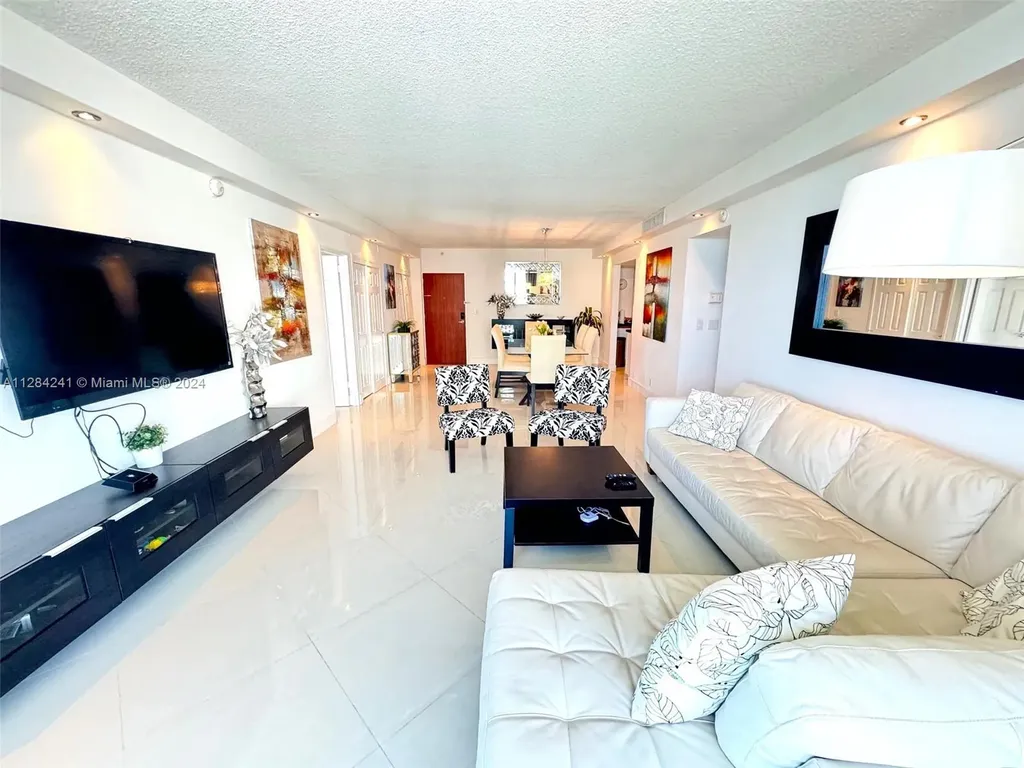 3901 S Ocean Drive Hollywood FL 33019