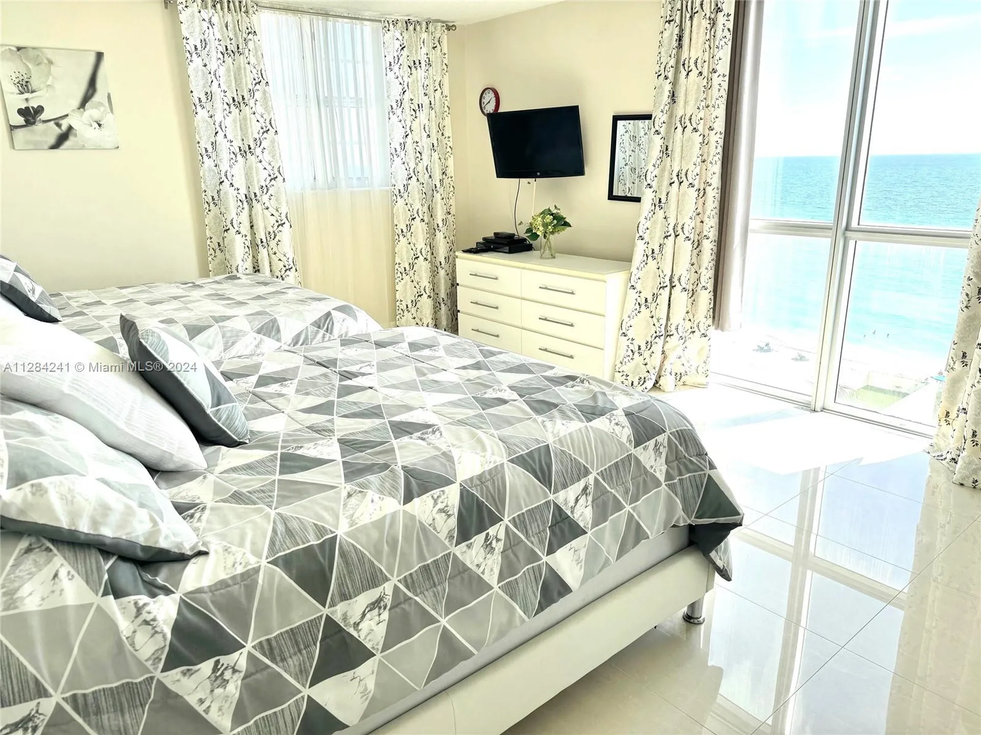 3901 S Ocean Drive Hollywood FL 33019