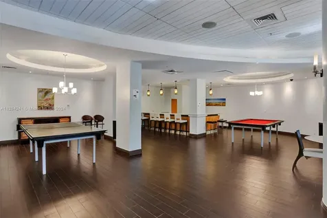 3901 S Ocean Drive Hollywood FL 33019