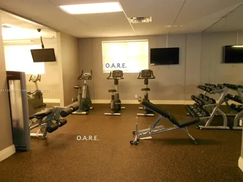 3901 S Ocean Drive Hollywood FL 33019