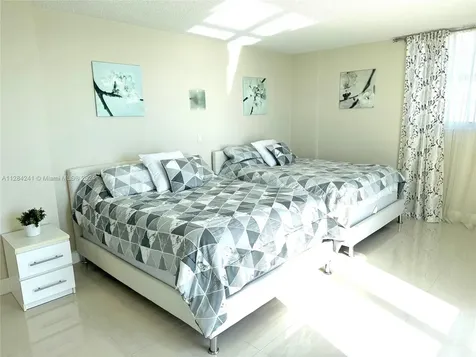 3901 S Ocean Drive Hollywood FL 33019