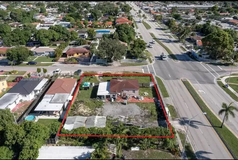 782 E 37th Street Hialeah FL 33013